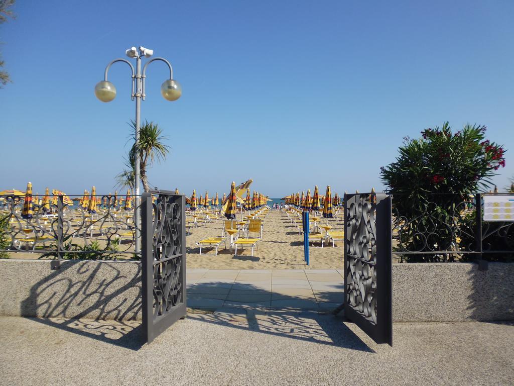 Residence Bagni Miramare Lido di Jesolo Kültér fotó